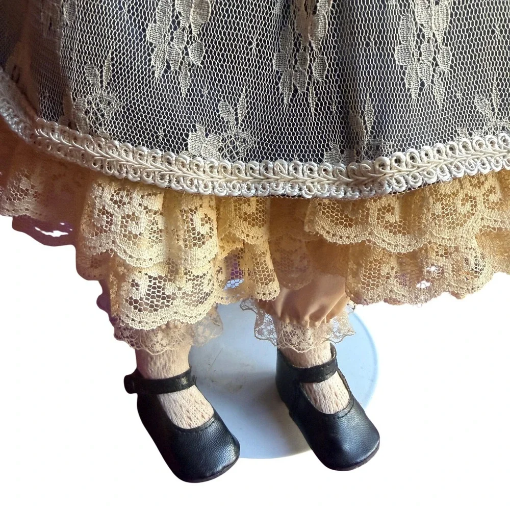 Unbranded Girls 20in Porcelain Doll Navy Blue Lace Victorian Cottagecore Vintage
